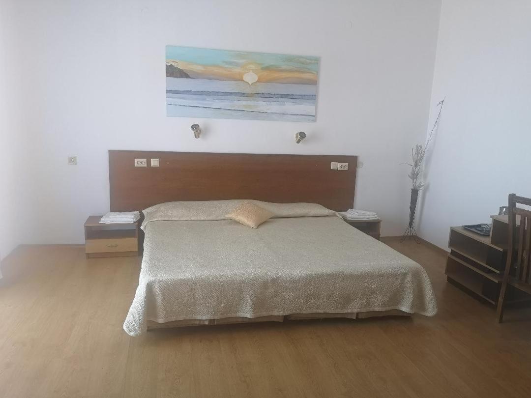 Family Hotel Verona Sozopol Extérieur photo