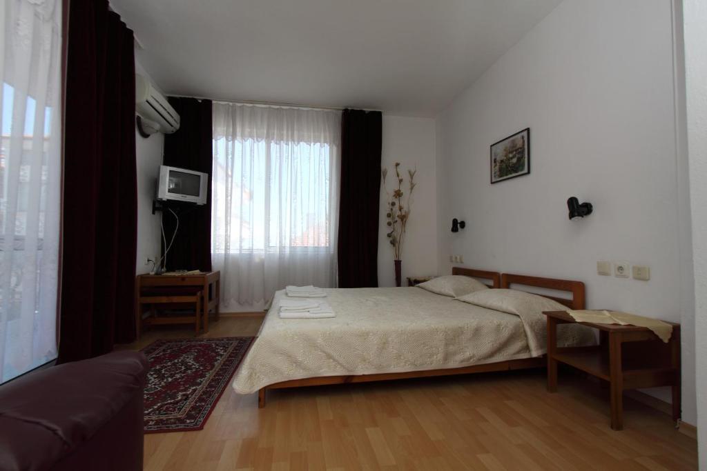 Family Hotel Verona Sozopol Chambre photo