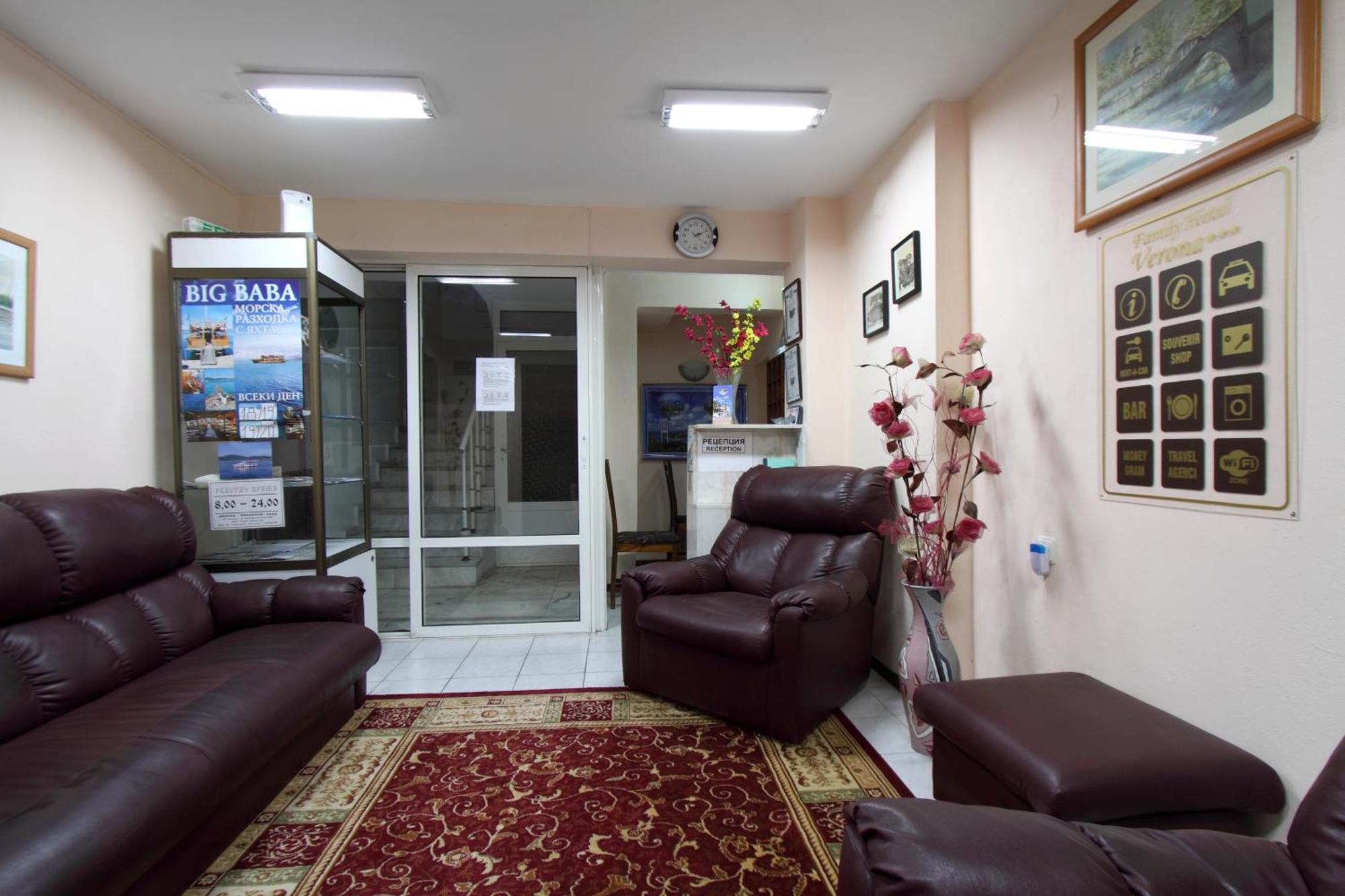 Family Hotel Verona Sozopol Extérieur photo