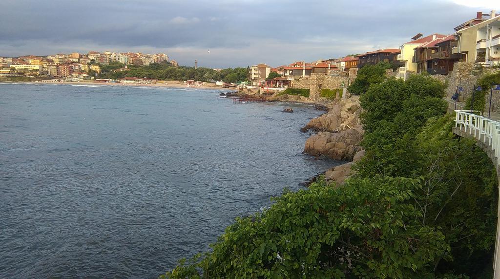 Family Hotel Verona Sozopol Extérieur photo