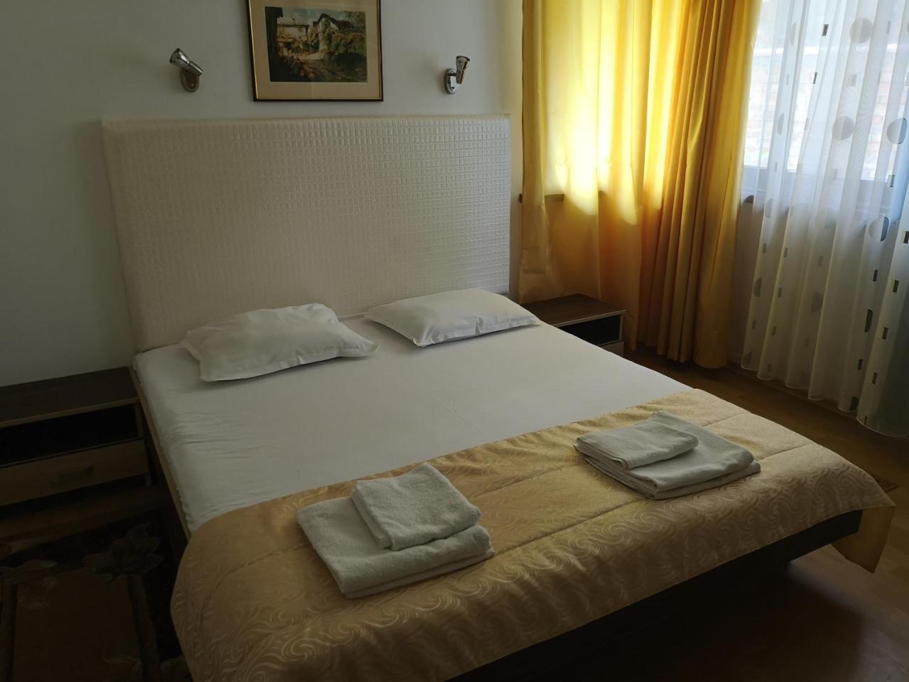 Family Hotel Verona Sozopol Extérieur photo